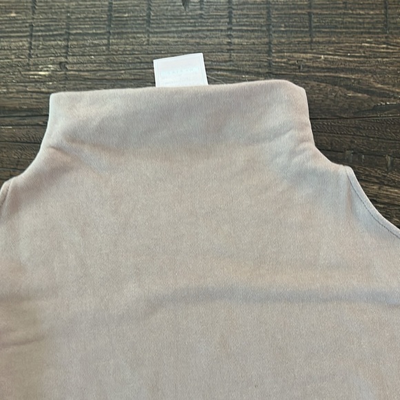 Varley Tan Sweater - Picture 2 of 6